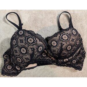 Aerie Black Nude Lace Underwire Bra Size 32C 32 C Adjustable Racer Straps Floral